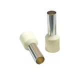 Terminal tubular sobremoldeado simple marfil 8AWG E1012
